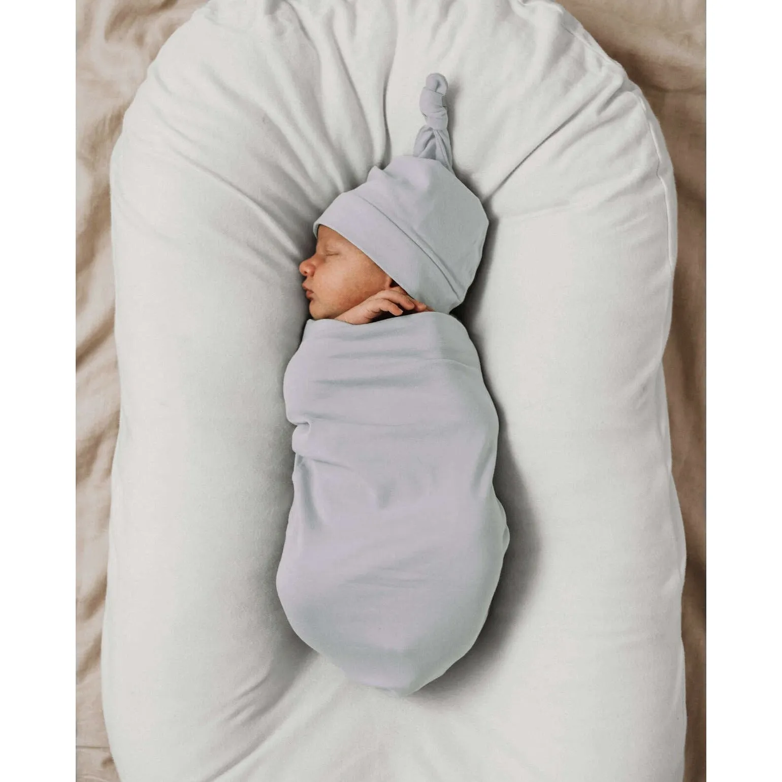 Alaska Snuggle Swaddle & Beanie Set