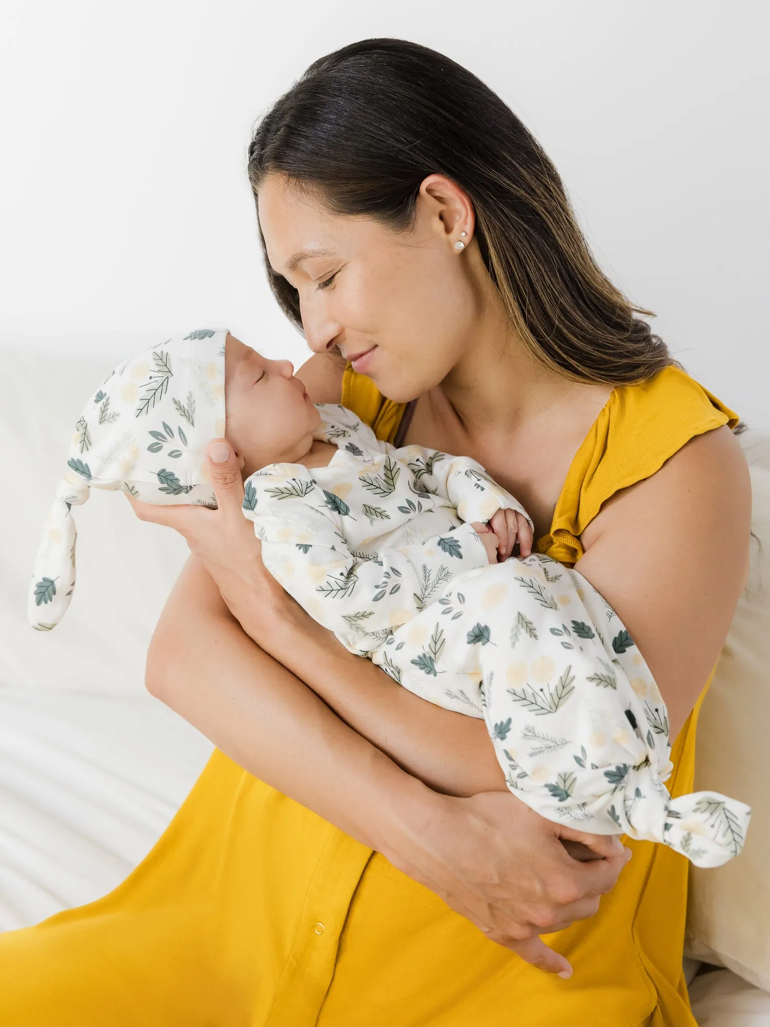 Baby Knotted Gown & Hat Set | Honey Dandelion