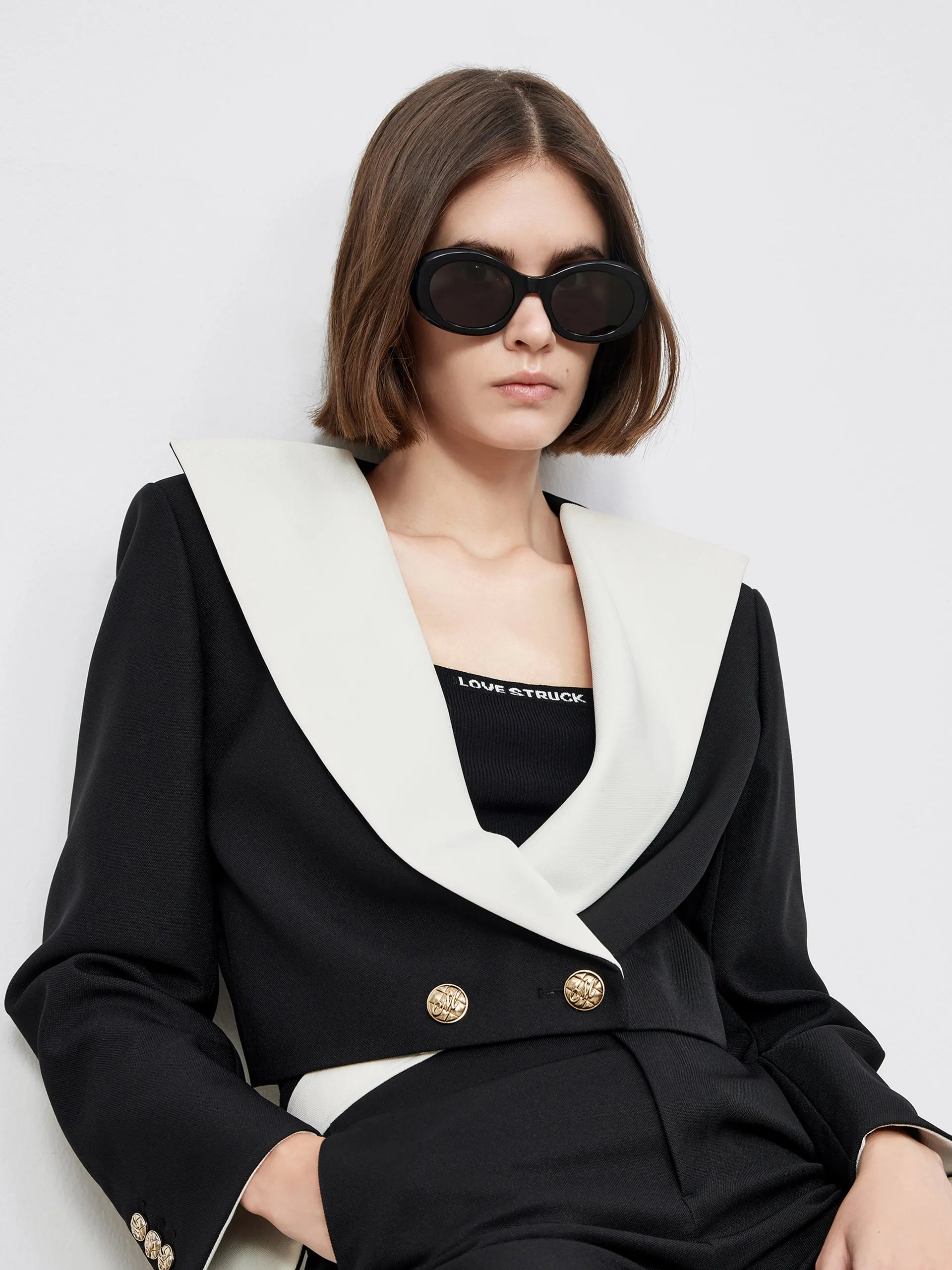 Contrast Lapel Cropped Coat