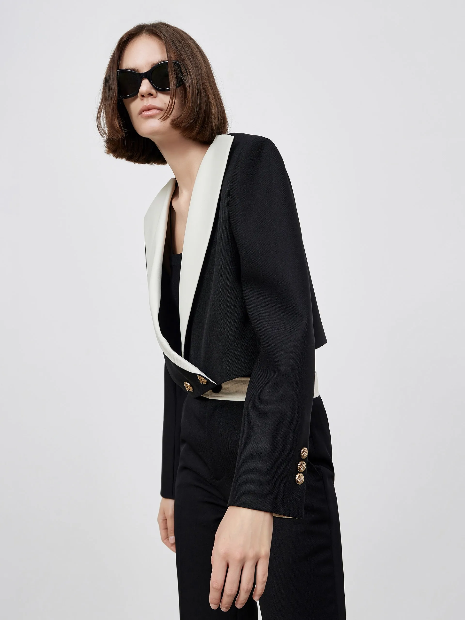 Contrast Lapel Cropped Coat