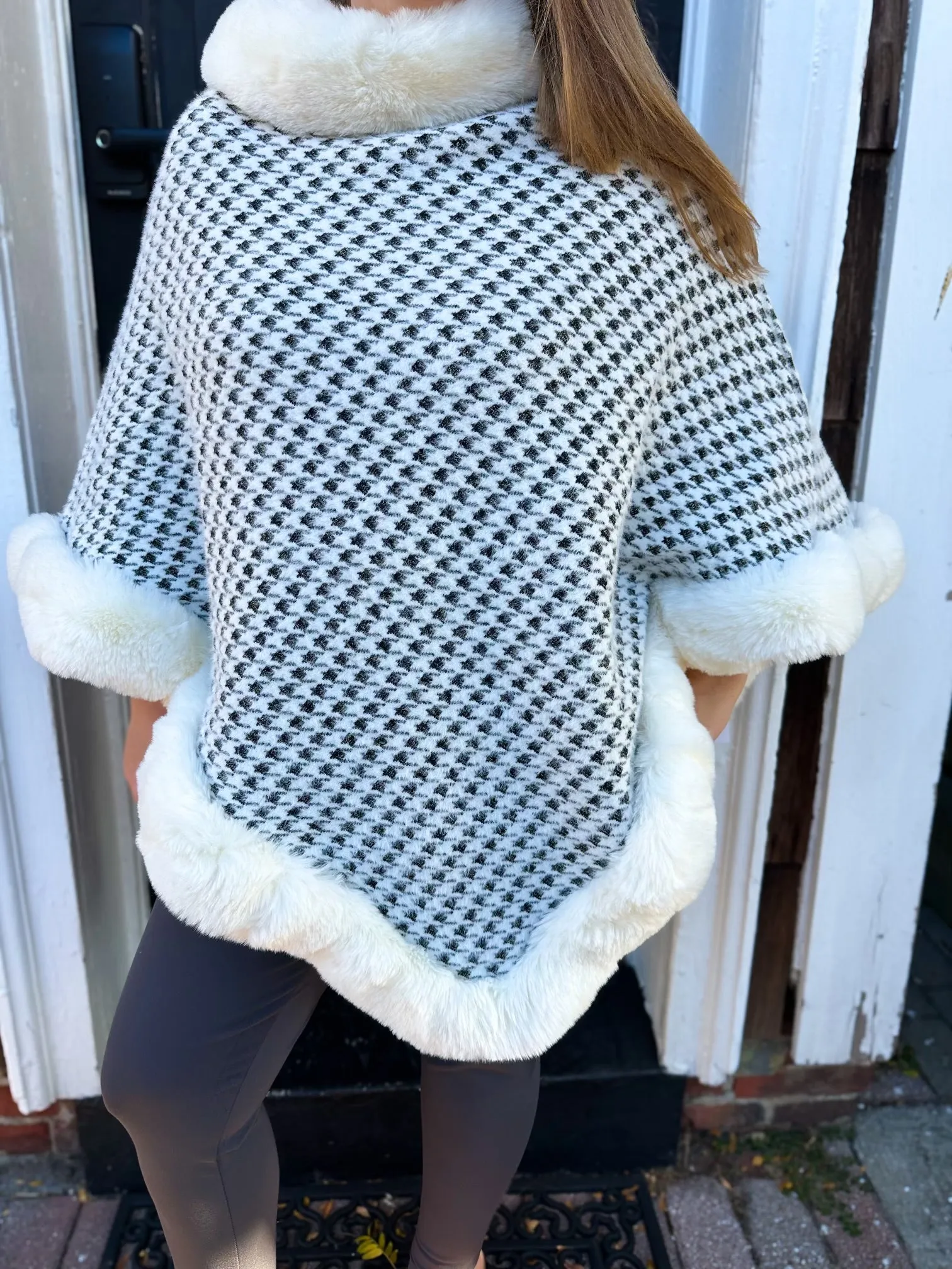 Cream Houndstooth Poncho