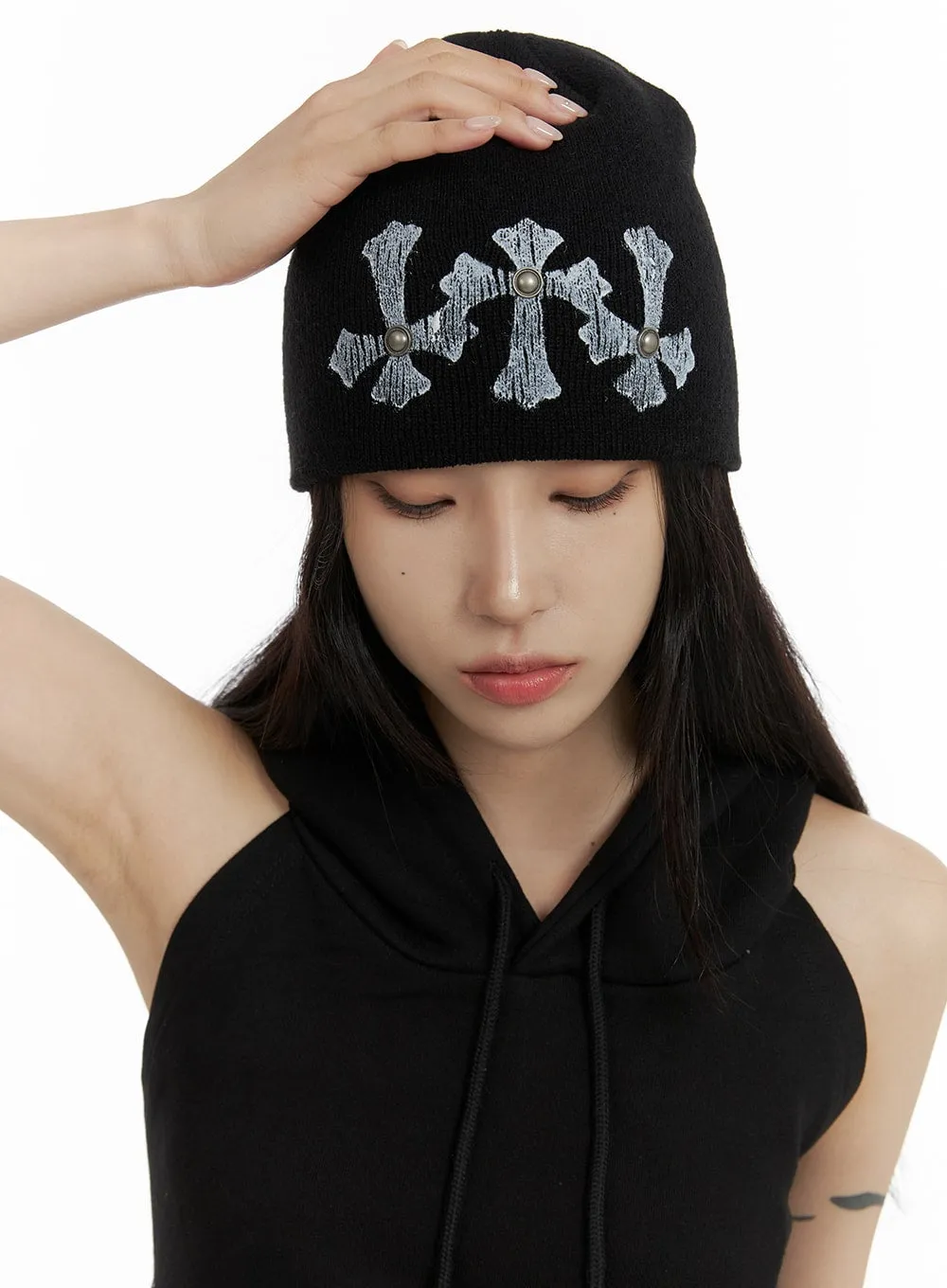 Dark Grunge Stud Graphic Beanie CF428