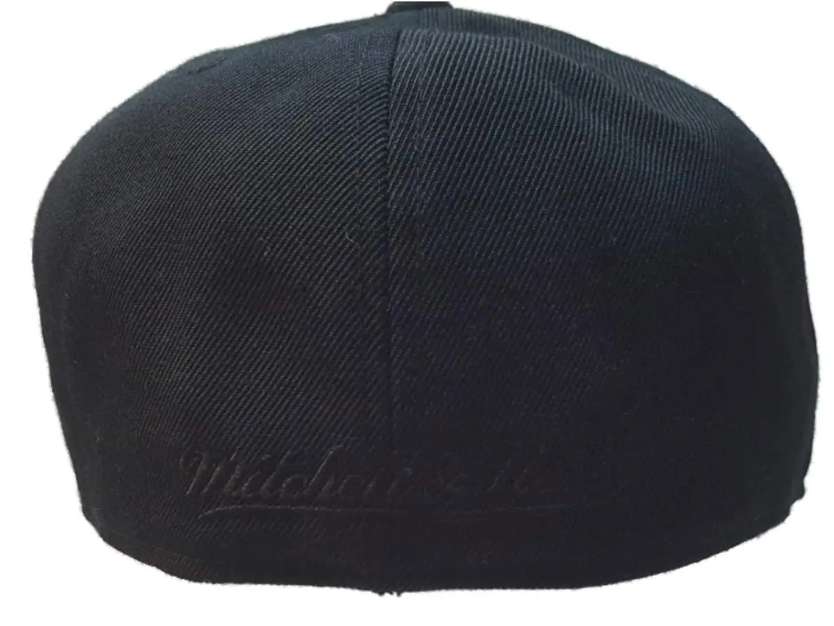 D.C. United MLS Mitchell & Ness Black Structured Fitted Flat Bill Hat Cap 7 3/8