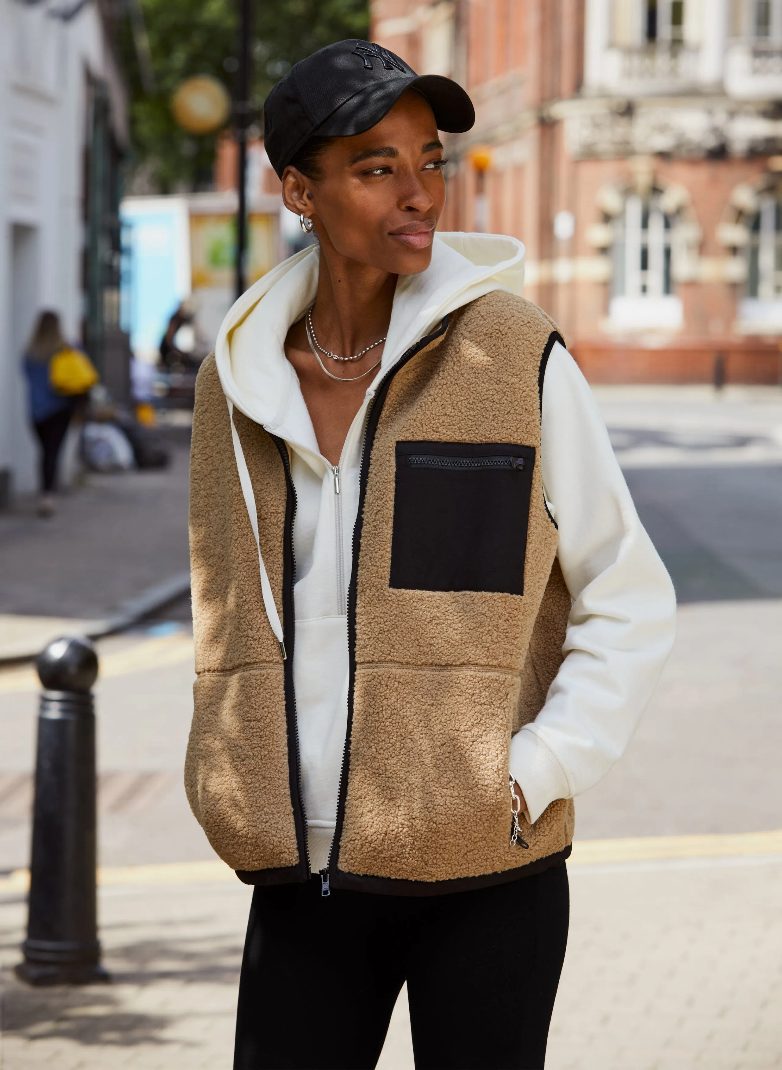 Elif Recycled Fleece Gilet | Tan