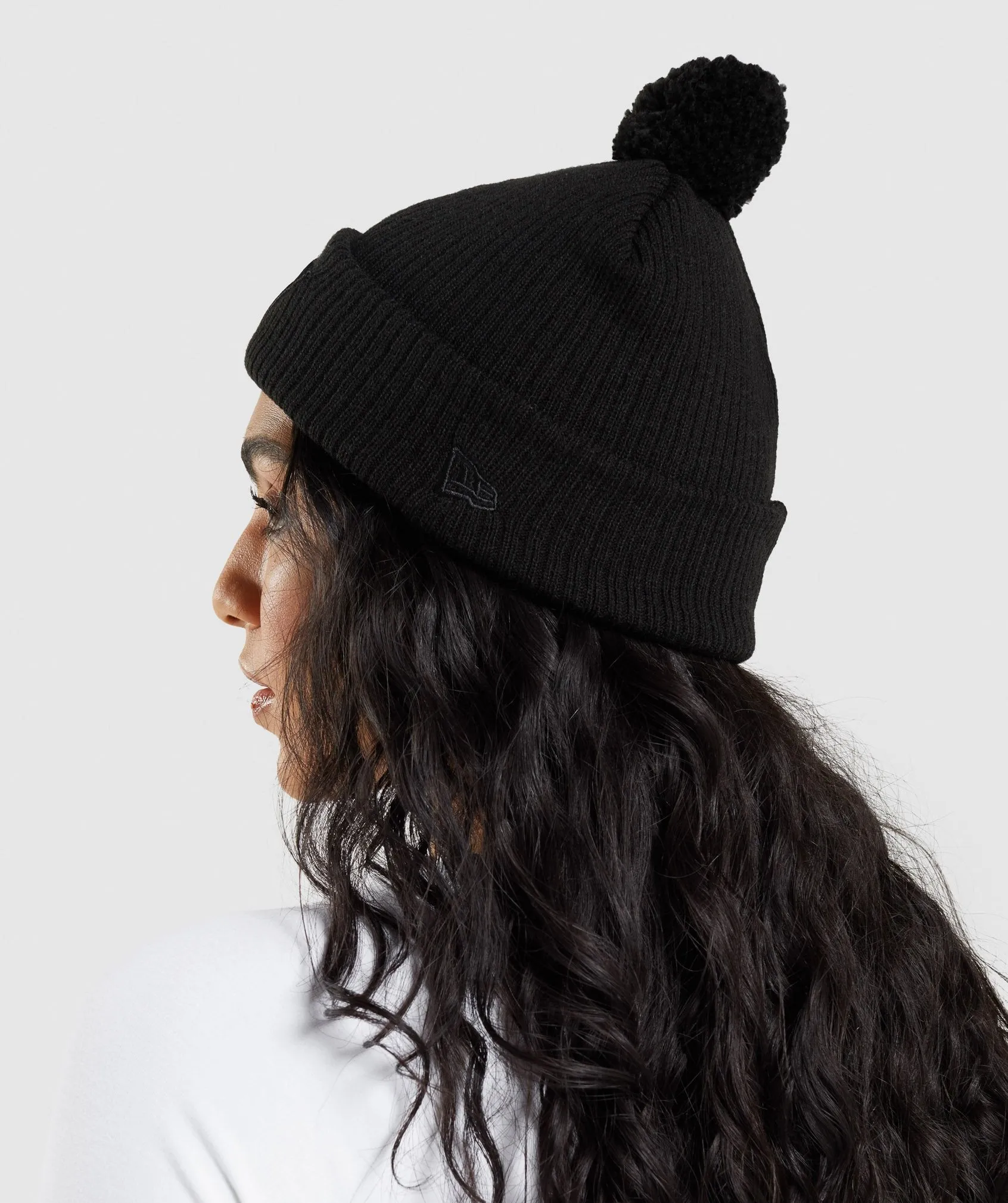 Gymshark New Era Mini Pom - Black