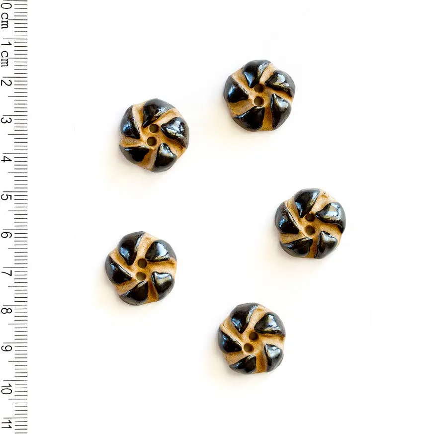 IB Fashion Buttons - Medium Size 5 Piece Sets