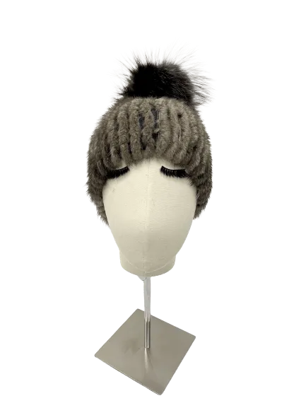 KNITTED MINK BEANIE GREY