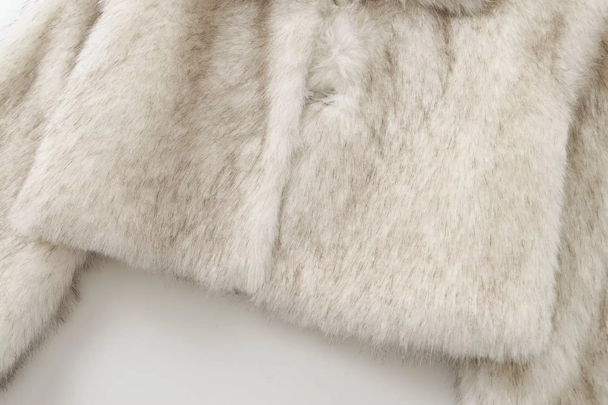 Ladies Faux White  Mink LikeShort Coat