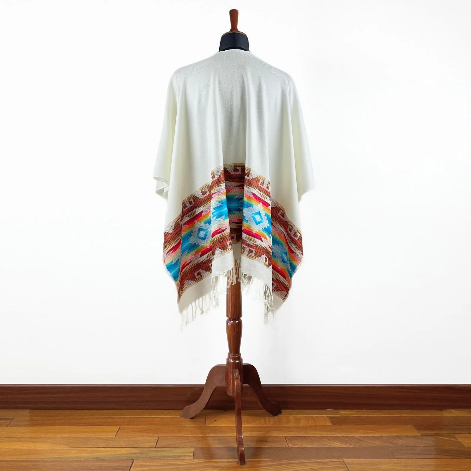 Lightweight Thin Alpaca Wool UNISEX Ruana Cape Poncho/Shawl - White with authentic pattern