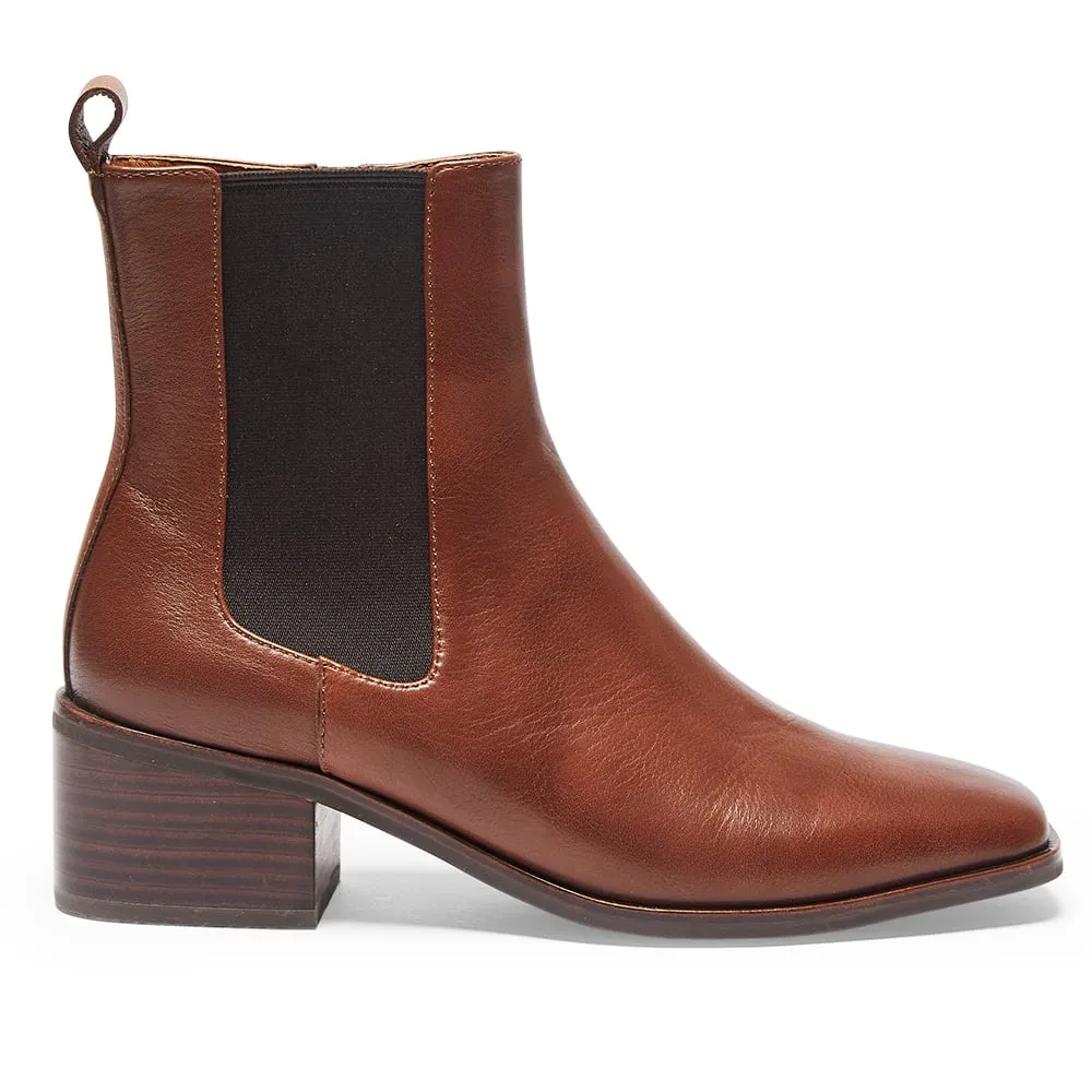 Radford Boot in Brown Leather