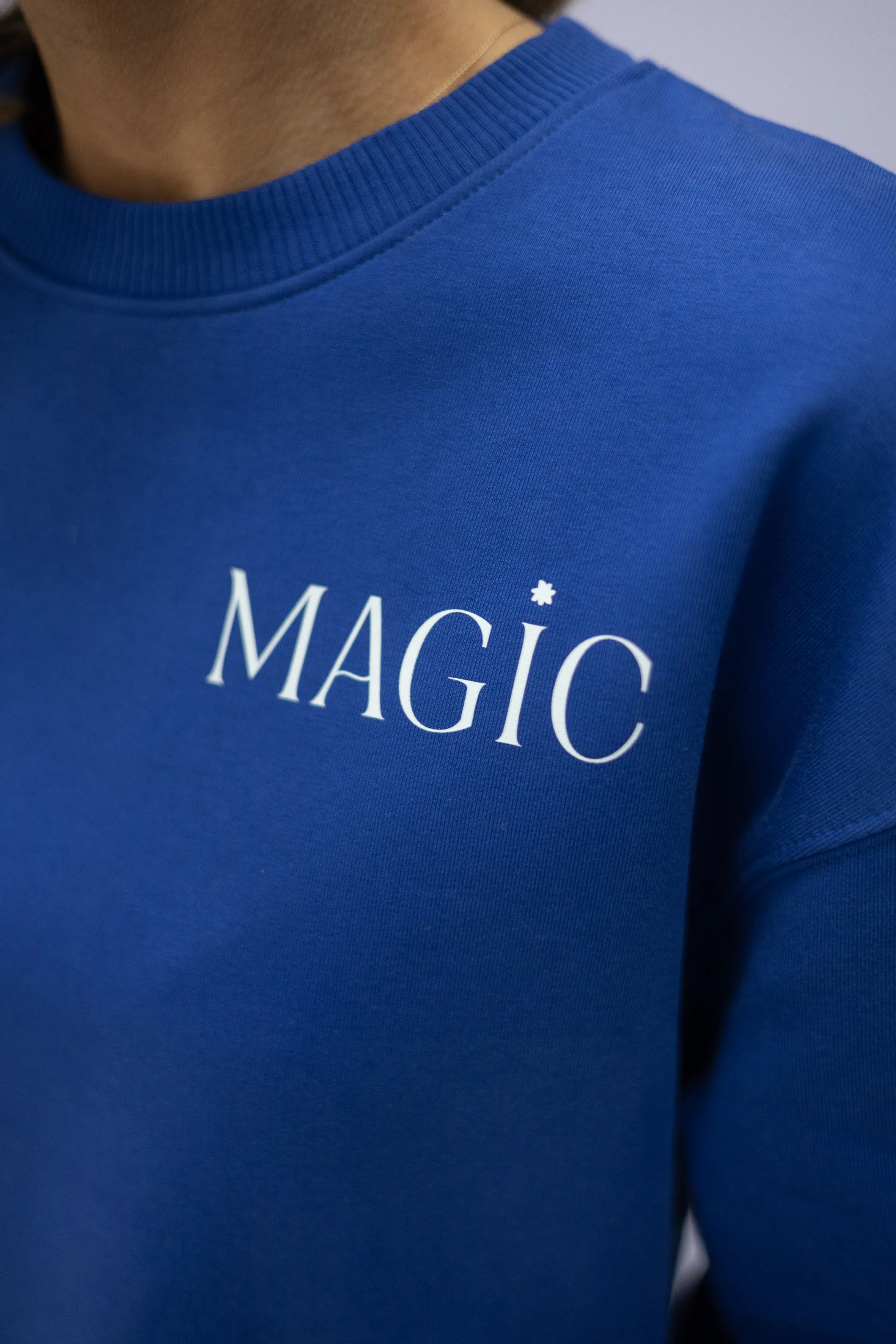 Sweater (Oversized) mit "Magic" Motiv